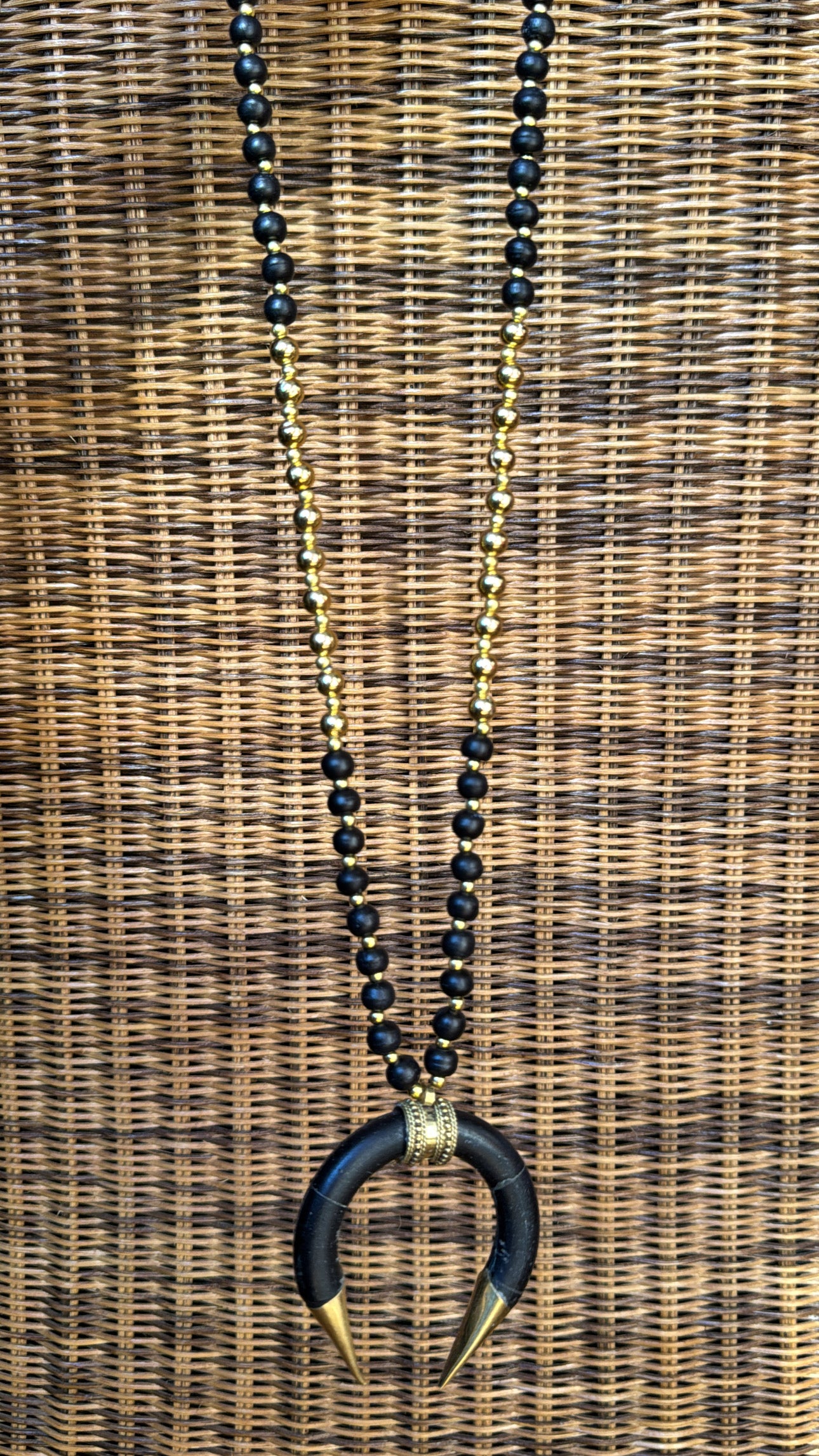 Colgante cuerno media luna